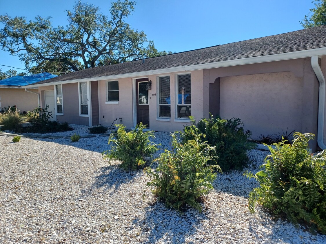 Photo - 1715 9th St W (Palmetto, FL)