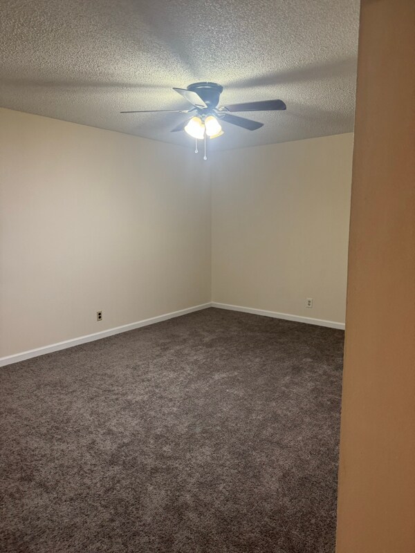 Foto del edificio - 110 Farm to Market 82