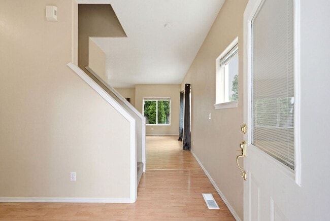 Foto del edificio - 1499 NE Birkshire Ct