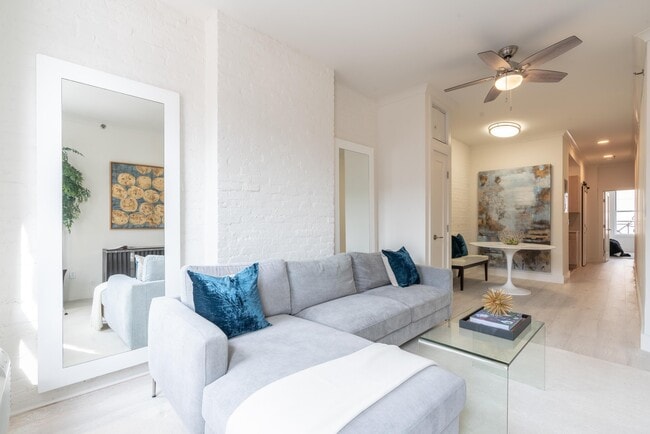 Building Photo - 512 Observer Hwy