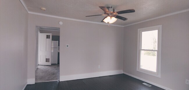Foto del edificio - 331 Lilleston Ave