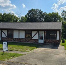 Building Photo - 411 Knollwood Cir