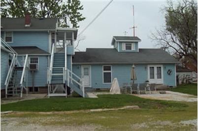 Building Photo - 140 W Main St
