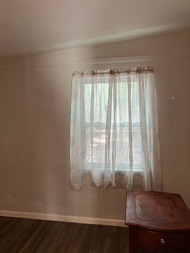 Foto del edificio - 10529 Keuka Dr