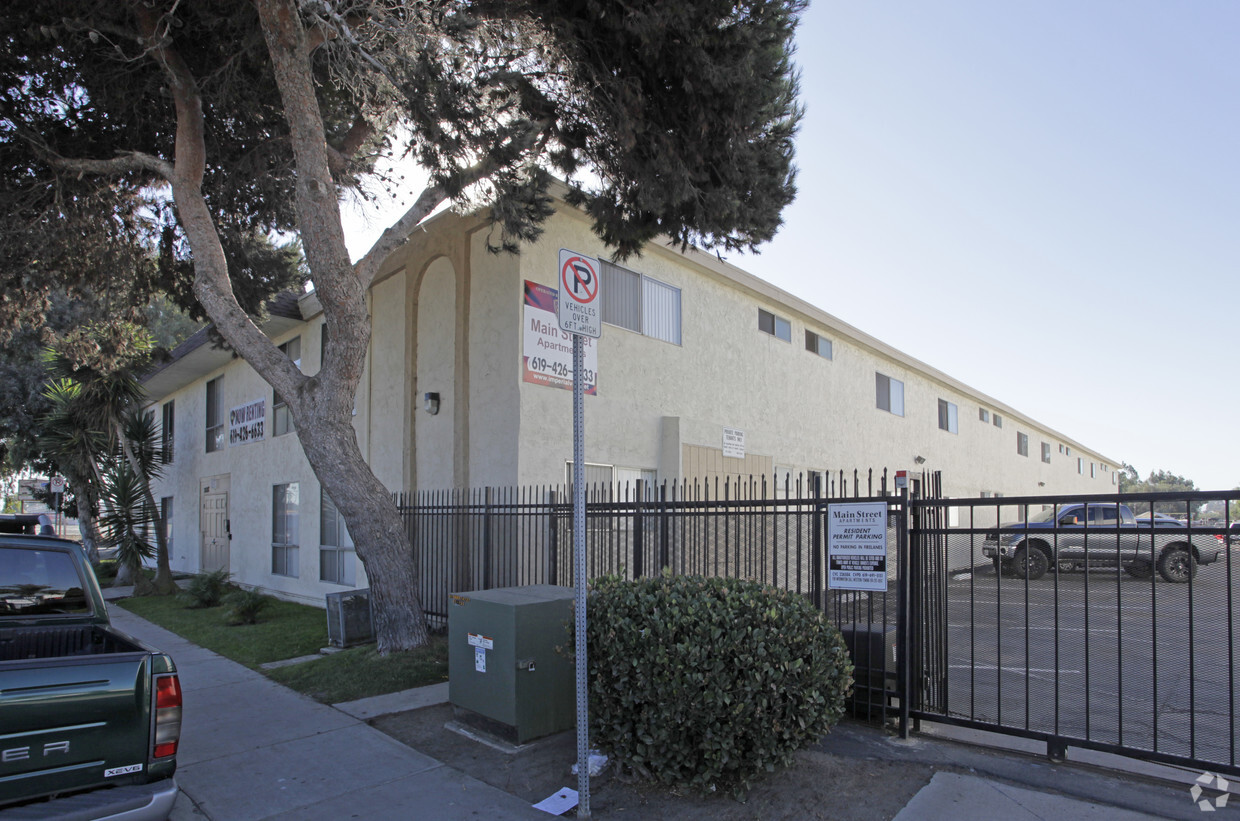 Building Photo - Main Street Apartments