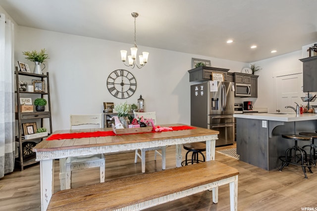 Dining area - 7209 N Brook Rdg