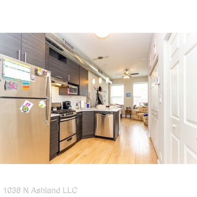 Building Photo - 1038 N Ashland Ave