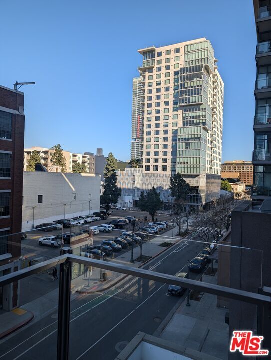 Foto del edificio - 1100 S Hope St