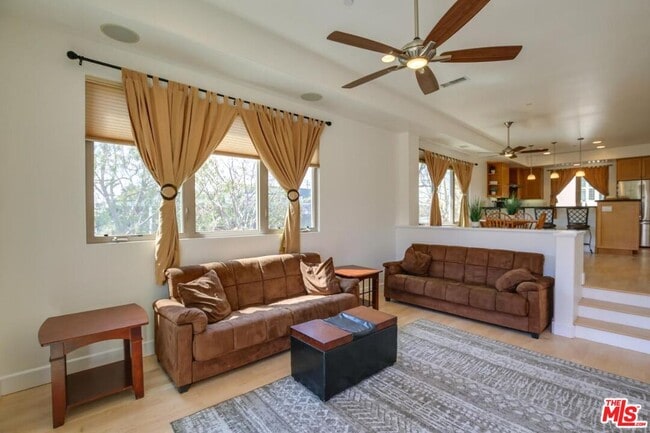 Building Photo - 301 Kansas St