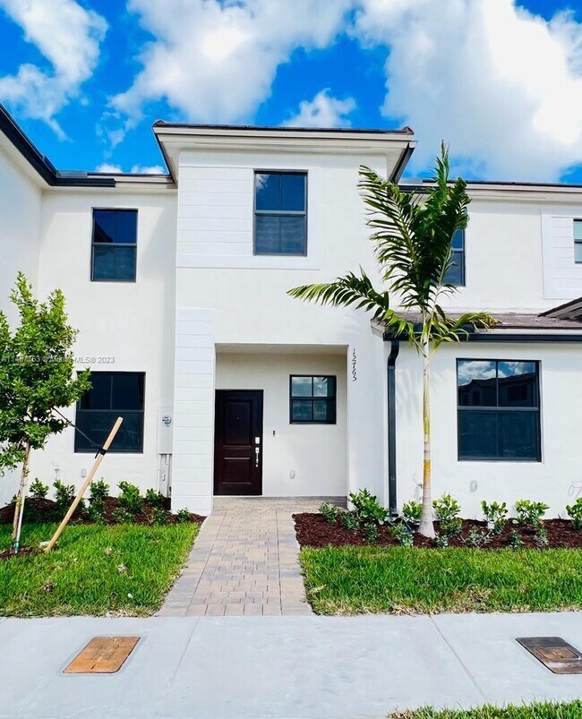 Foto del edificio - 12765 SW 234th Ter