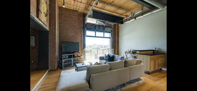 Open Garage Door / Patio - 1350 Rosa L Parks Blvd