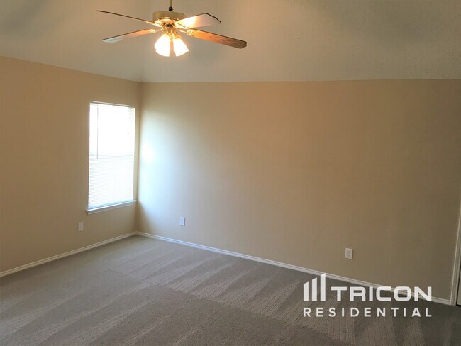 Foto del edificio - 5717 Indian Hill Dr