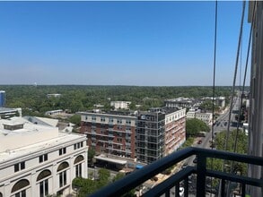 Building Photo - 121 N Monroe St Building Photo - 121 N Monroe St