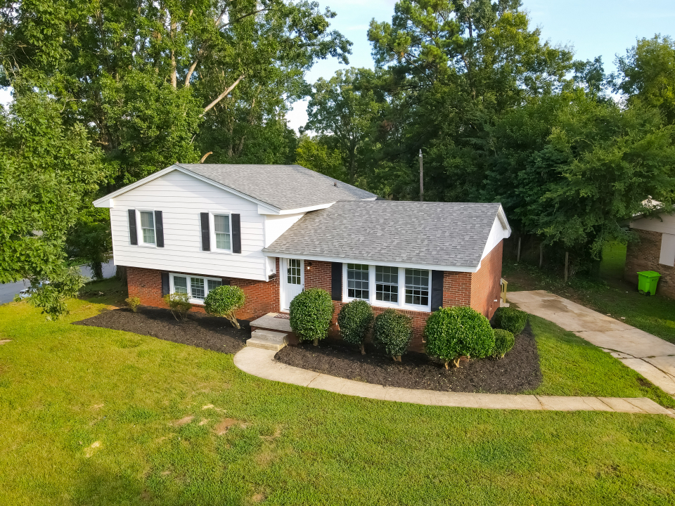 Primary Photo - 1536 N King Charles Rd