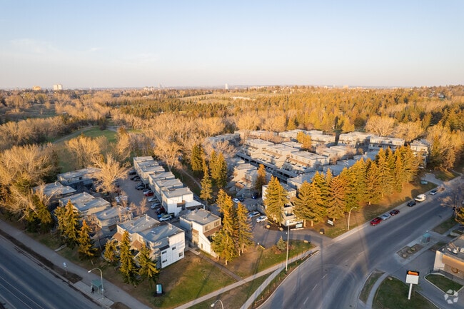 Aerial Photo - Queen's Park Townhomes