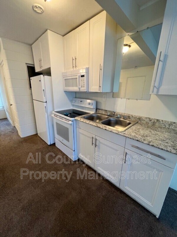 Foto del edificio - 2621 40th Ave N