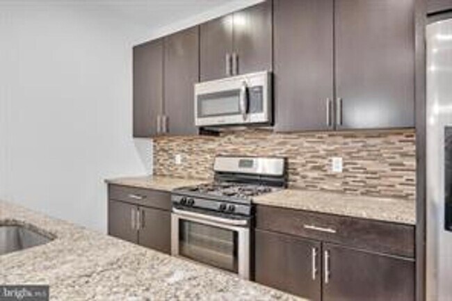 Foto del edificio - Beautiful Northern Liberties Townhome