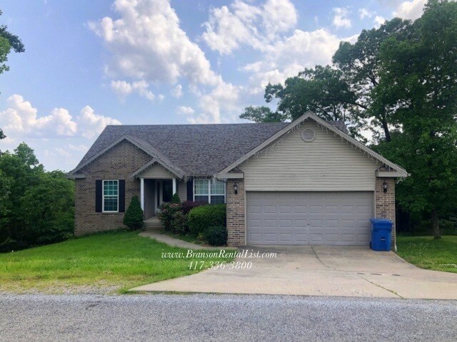 Foto del edificio - Spacious Basement Home with Breathtaking Views!!!