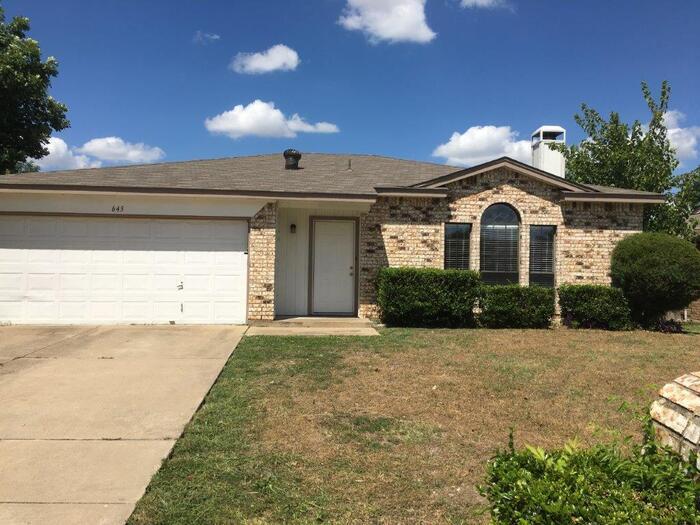 645 Lemon Dr, Arlington, TX 76018 House for Rent in Arlington, TX