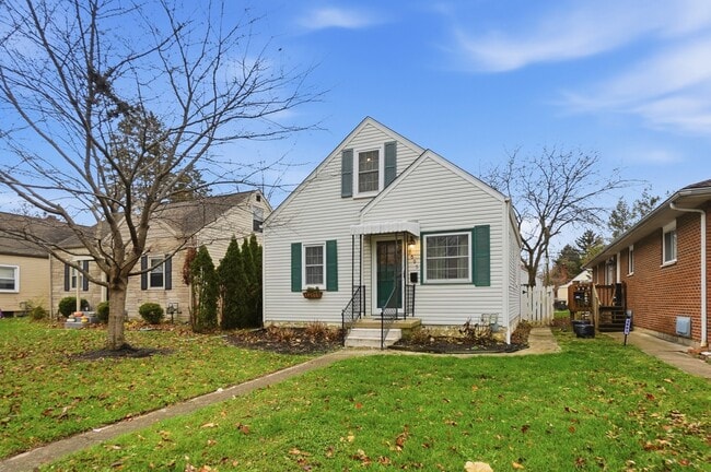 Building Photo - 2695 Bellwood Ave