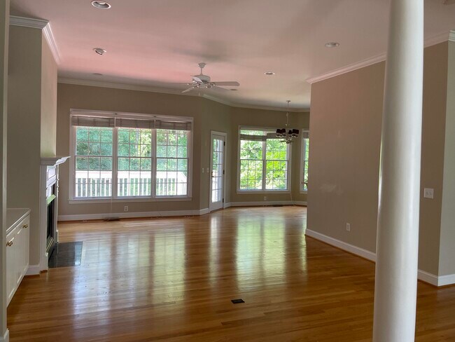 Building Photo - 229 Double Eagle Ct