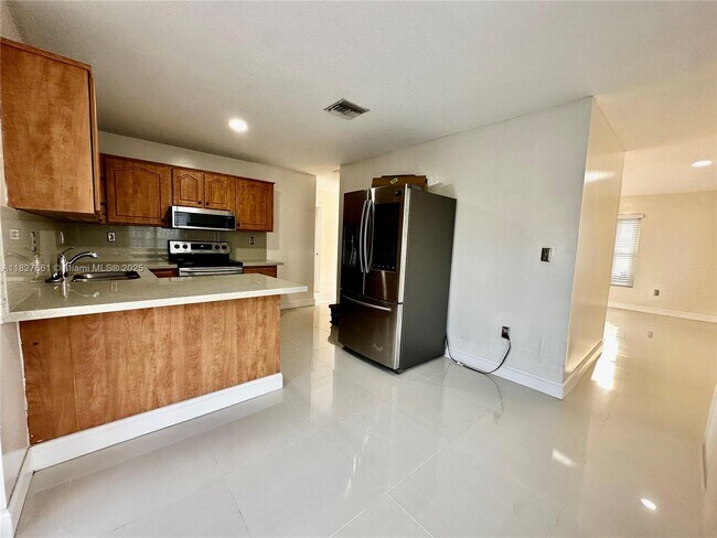 Building Photo - 18155 SW 105th Ave