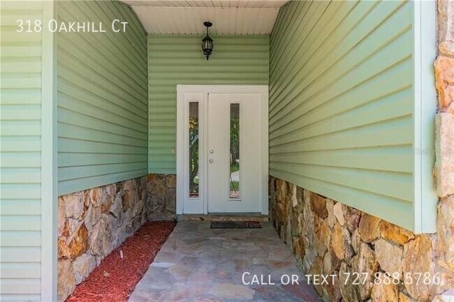 Foto del edificio - 318 Oakhill Ct