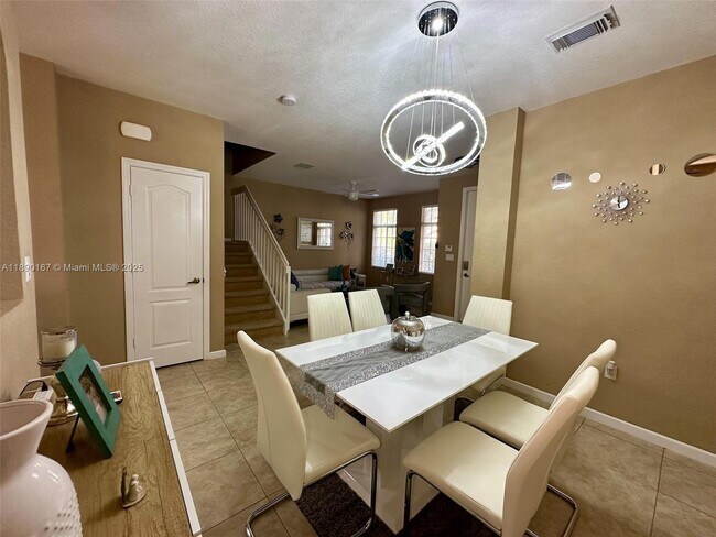 Foto del edificio - 27882 SW 140th Ave