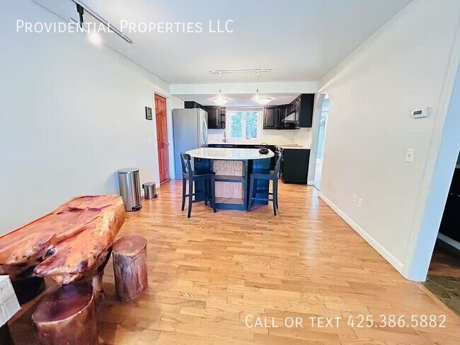 Foto del edificio - 3047 West LK Sammamish Pkwy NE