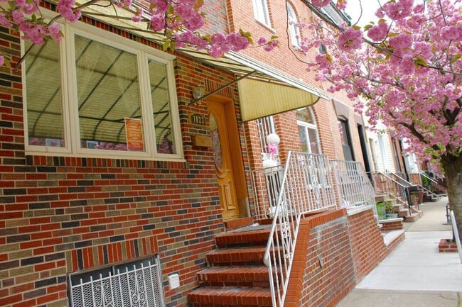 Well-maintained Passyunk Square 3 Bedroom ... - Well-maintained Passyunk Square 3 Bedroom ... House