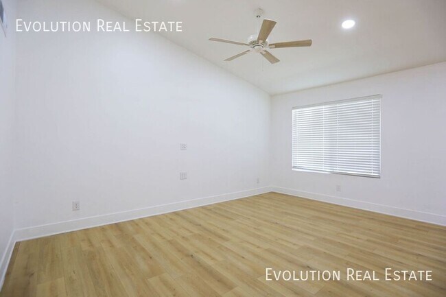 Building Photo - 6443 E Sandra Terrace