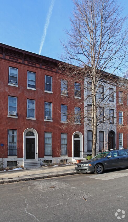 Building Photo - 1606 Bolton St