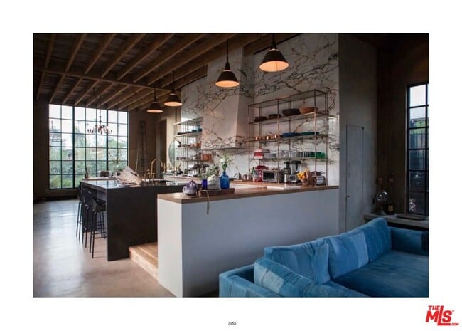 Building Photo - 1214 Palms Blvd