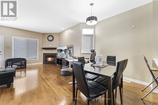 Photo du bâtiment - 961 Cummings Ave