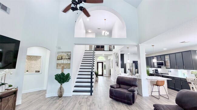 Foto del edificio - 2708 Sunnycreek Ln