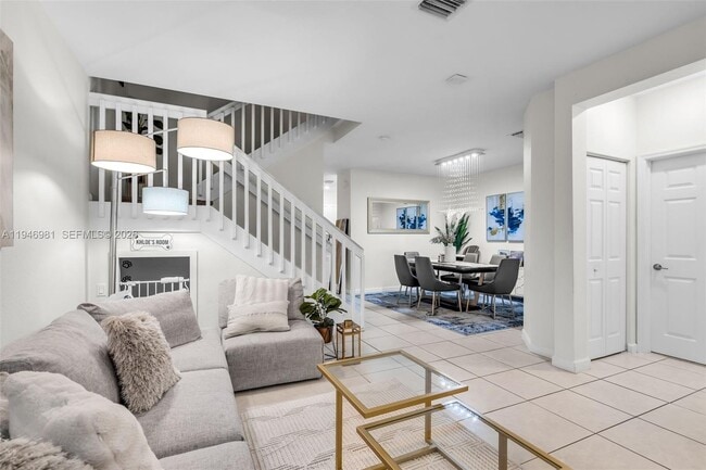 Building Photo - 11051 W 33rd Ln