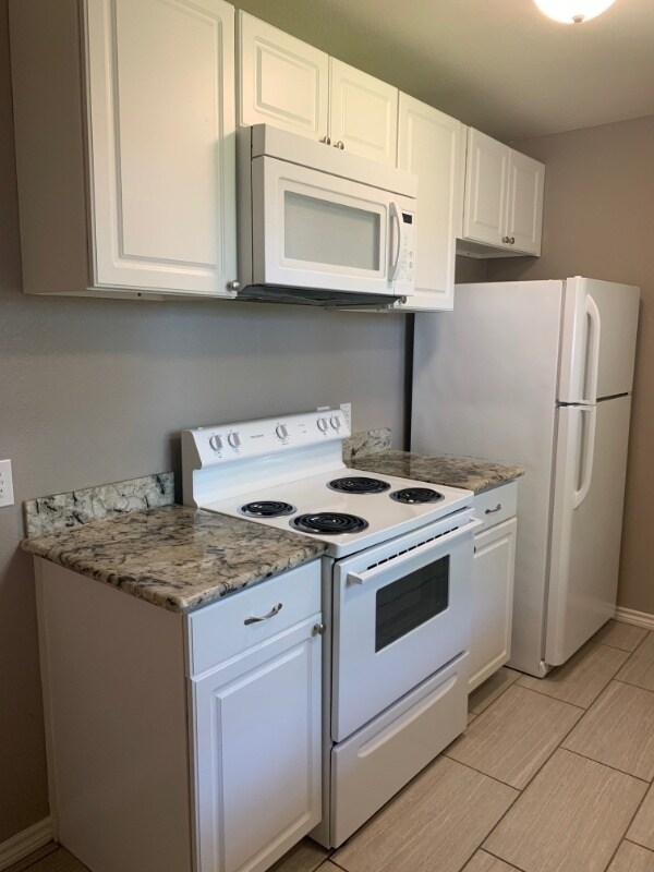 Primary Photo - 3212 Avenue H