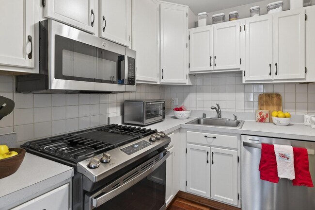 Foto del edificio - 462 Worthington Rd