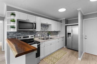 Building Photo - 111 Kahului Beach Rd