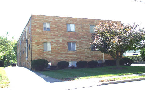 Foto del edificio - 3517-3519 Woodbine Ave