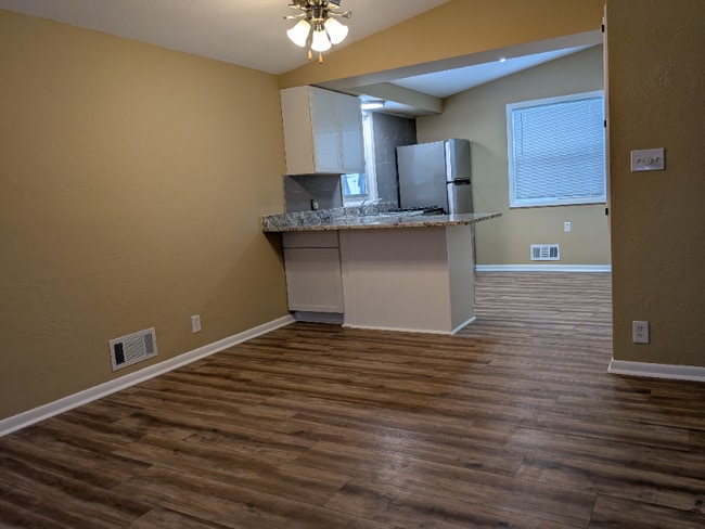 Foto del edificio - 732 9th St S