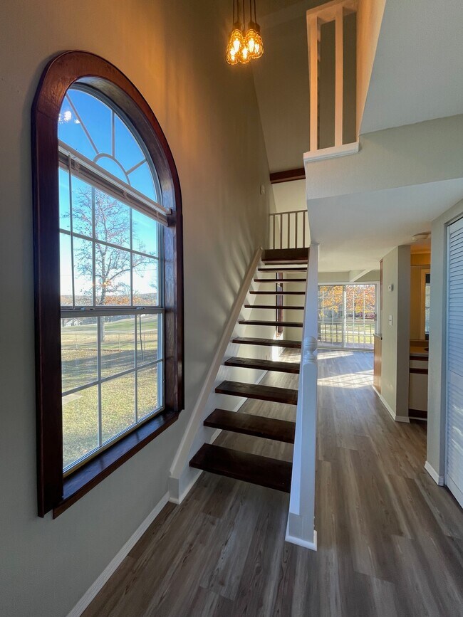 Foto del edificio - 16 Fall Creek Trail