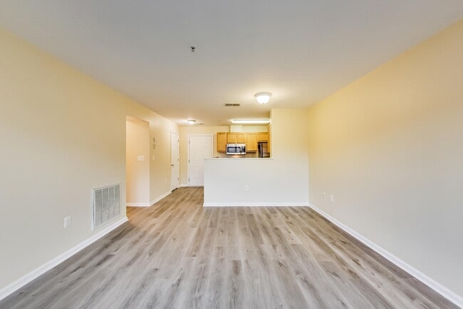 Building Photo - 1343 Clifton St NW