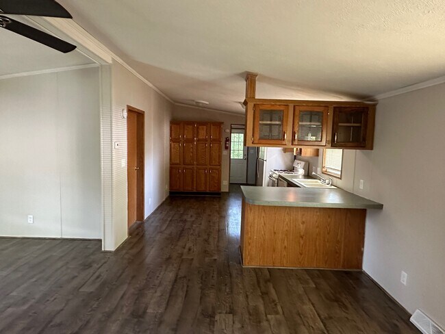 Building Photo - 3 bed/2 bath Double wide