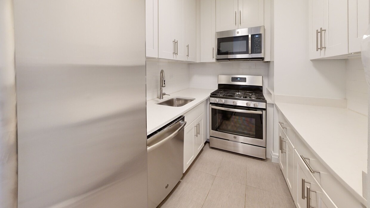 Photo - Normandie Court Apartments