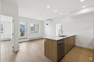 2BD, 2BA - 660SF - Kitchen/ Living Room - Luma