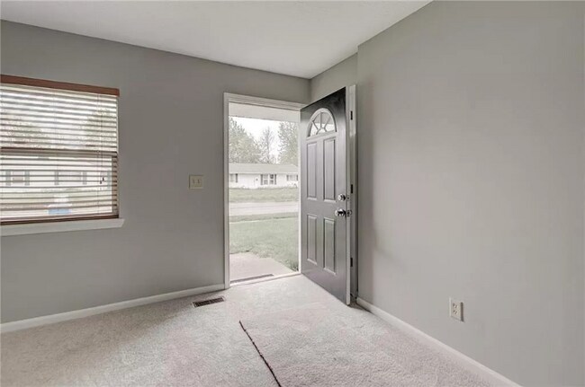 Building Photo - 9920 Catalina Dr