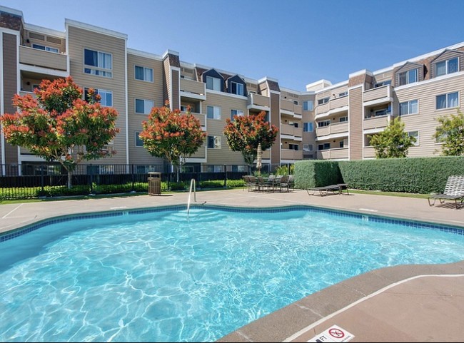 6400 Christie Ave Unit 4113, Emeryville, CA 94608 - Condo for Rent in ...