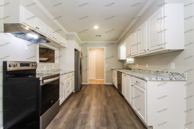 Building Photo - 9935 E Spotted Horse Dr