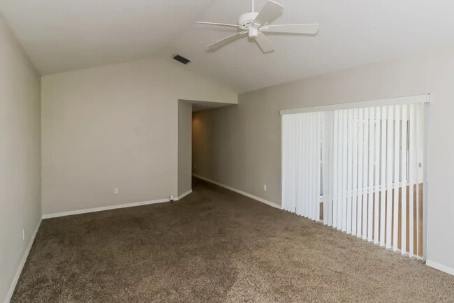 Building Photo - 5505 Ave Du Soleil